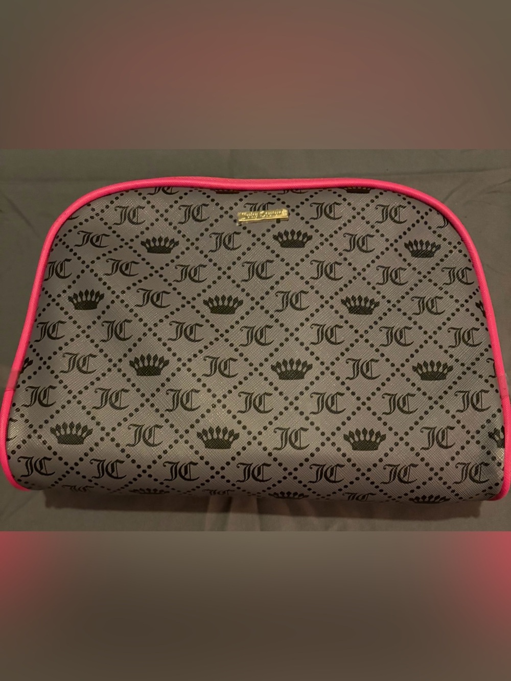 New Juicy Couture Gray Cosmetic Pouch with Pink Trim